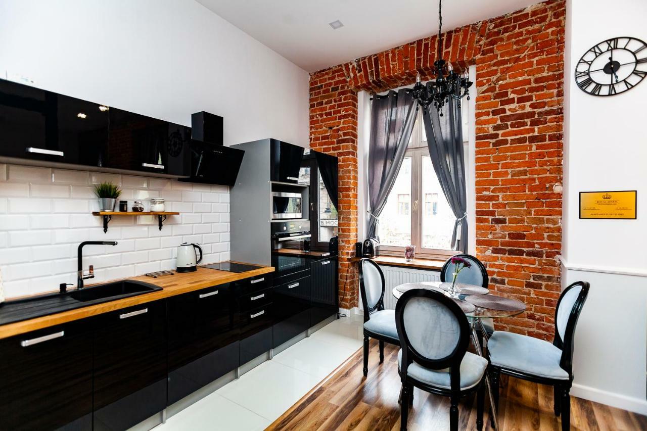 Royal Apartment วูดช์ ภายนอก รูปภาพ